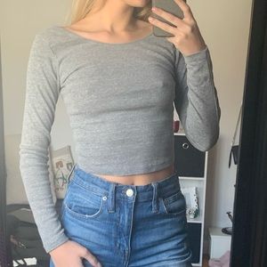 BRANDY MELVILLE GRAY SCOOP LONG SLEEVE